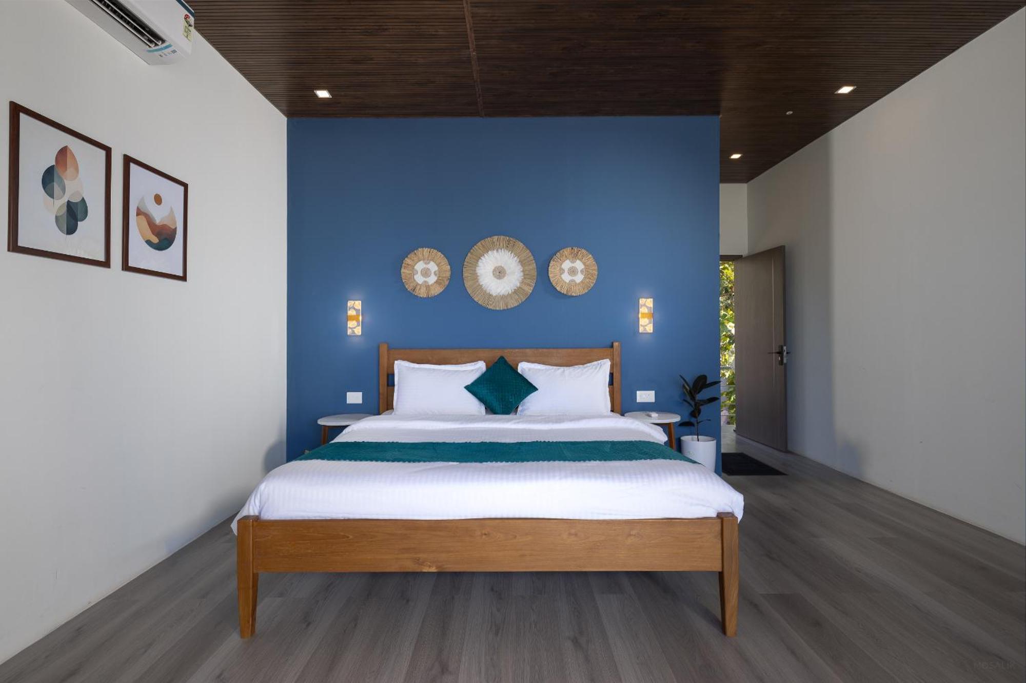 Royal Touch Beach Huts 帕罗林 外观 照片